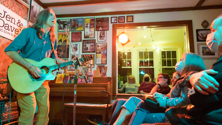 Walter Salas-Humara - April 30, 2022