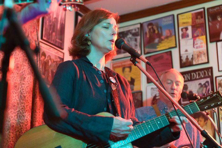 Laura Cantrell Photo 11