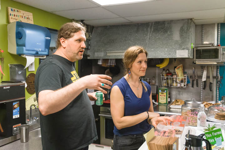 Red Desert Motel Photo 12