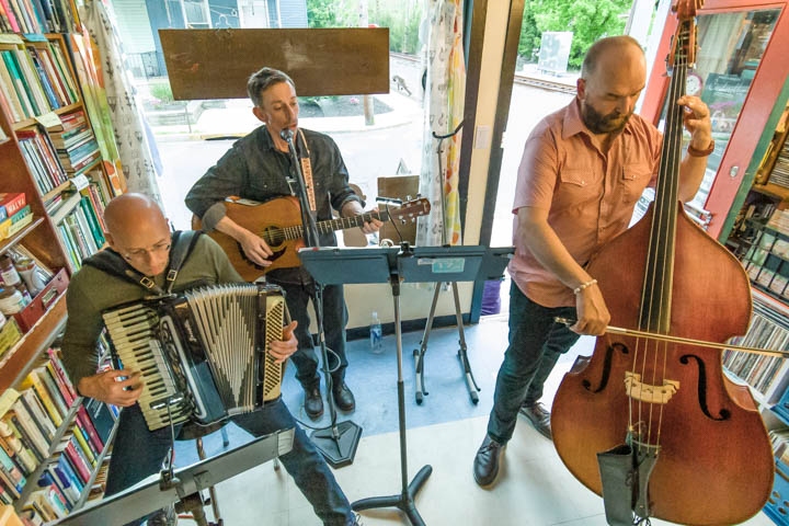 Red Desert Motel Photo 7