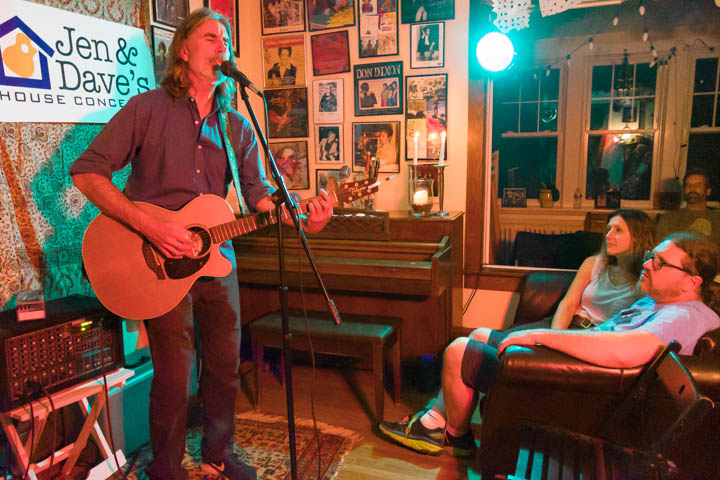 Walter Salas-Humara Photo 13